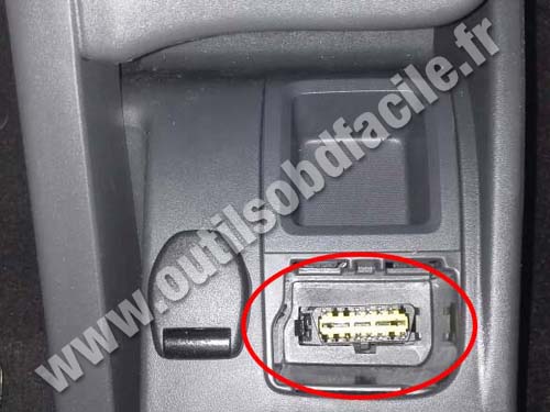 Mercedes Citan OBD2 connector