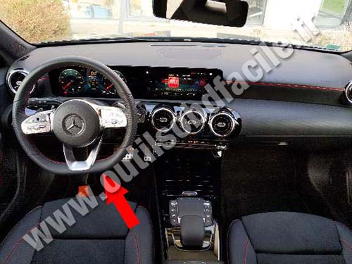 Mercedes A Class - Dashboard