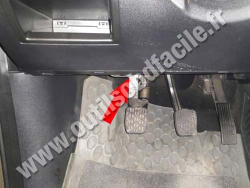 Mercedes A Class W169 - Pedals