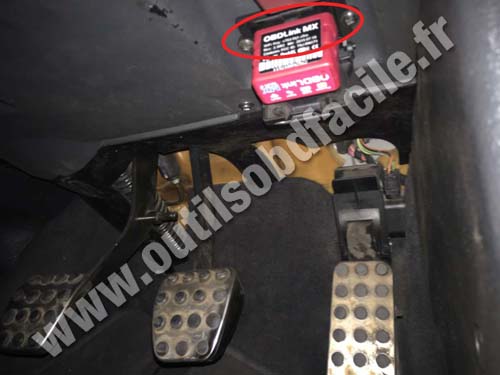 Mercedes Classe SLK (R170) - OBD 2 plug