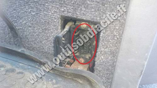 Mercedes Vito OBD2 socket