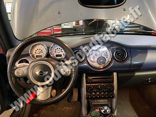 Mini Cooper - Dashboard