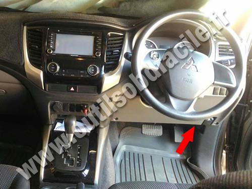 Mitsubishi L200 - Dashboard