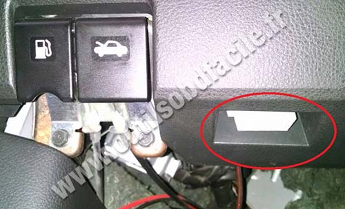 Nissan Livina OBD2 socket