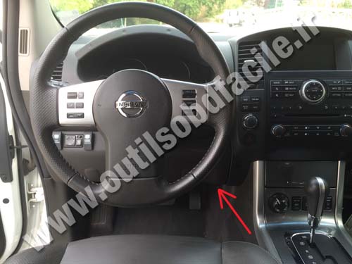 Nissan Navara D40 dashboard