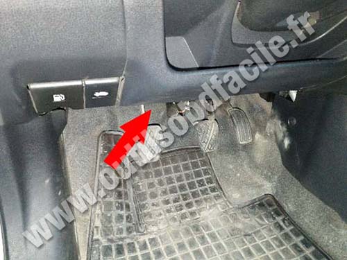 Nissan Note - Pedals