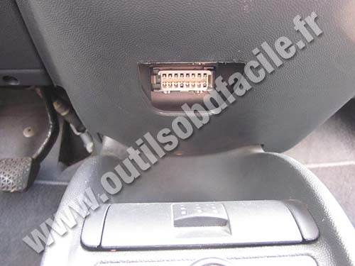 Opel Corsa C OBD connector