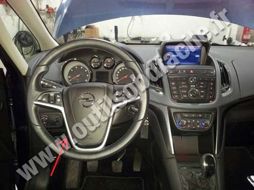 Opel Zafira C Dashboard