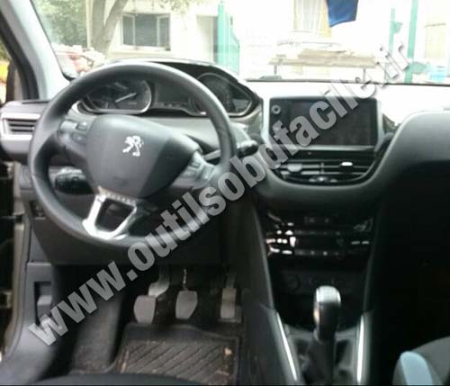 Peugeot 208 Dashboard