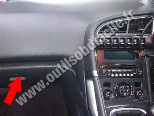 Peugeot 3008 Glove box