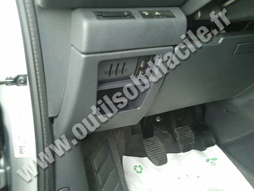 Peugeot 5008 Fuse box cover