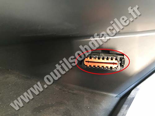 Peugeot Expert - Tepee OBD port