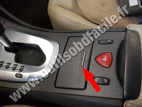 Renault Vel Satis - cigarette lighter compartment