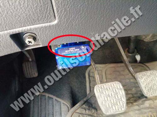 Ssangyong Stavic - OBD port