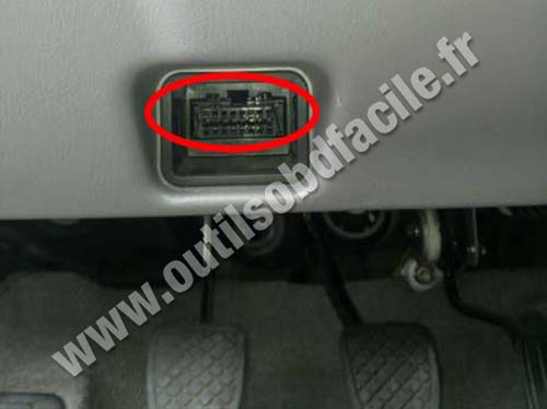 Subaru Forester - OBD II plug