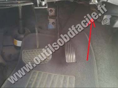 Suzuki Ignis pedals