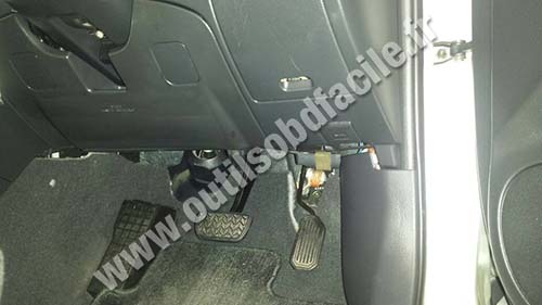 Toyota Avensis 2 pedals