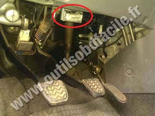 Toyota Avensis Verso - OBD Socket