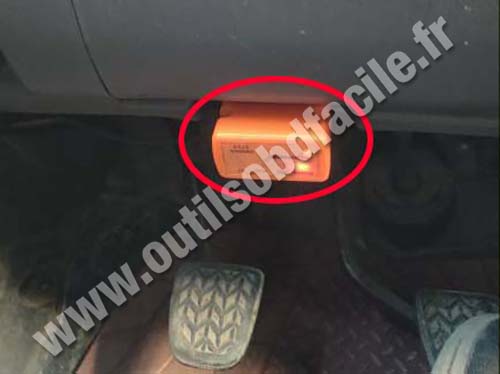 Toyota Hilux IV - Clutch pedal