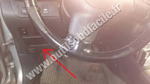 Toyota RAV4 steering wheel