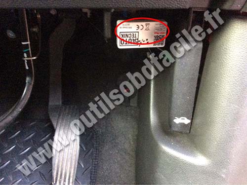 Vauxhall Mokka - OBD port