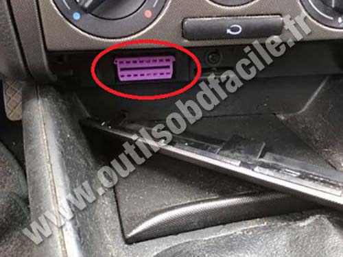 Volkswagen Bora OBD socket