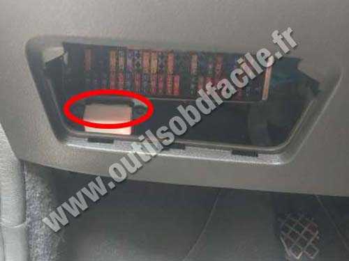 Volkswagen Gol G6 - OBD II port