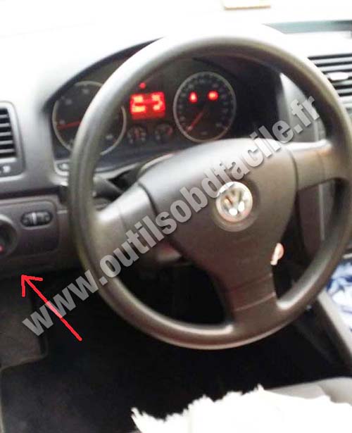 Volkswagen Golf  V dashboard