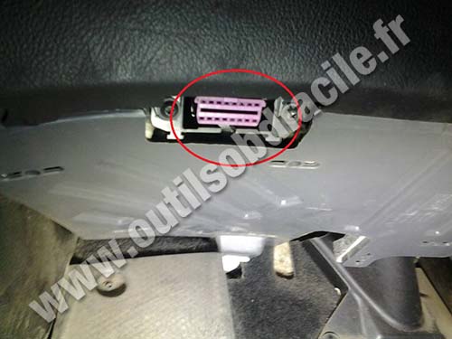 Volkswagen Jetta OBD2 socket