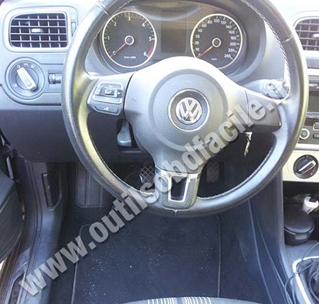 Volkswagen Polo V dashboard