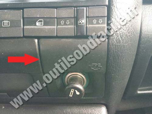 Volkswagen Vento - Socket cover