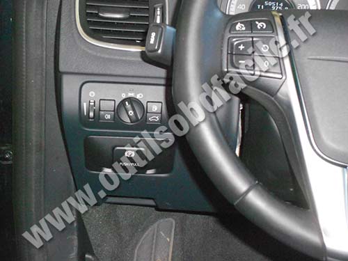 Volvo S60 handbrake