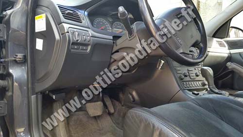 Volvo S80 dashboard