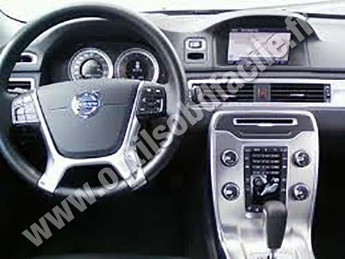 Volvo S80 dashboard