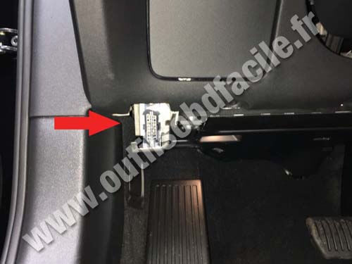 Volvo V90 Pedals