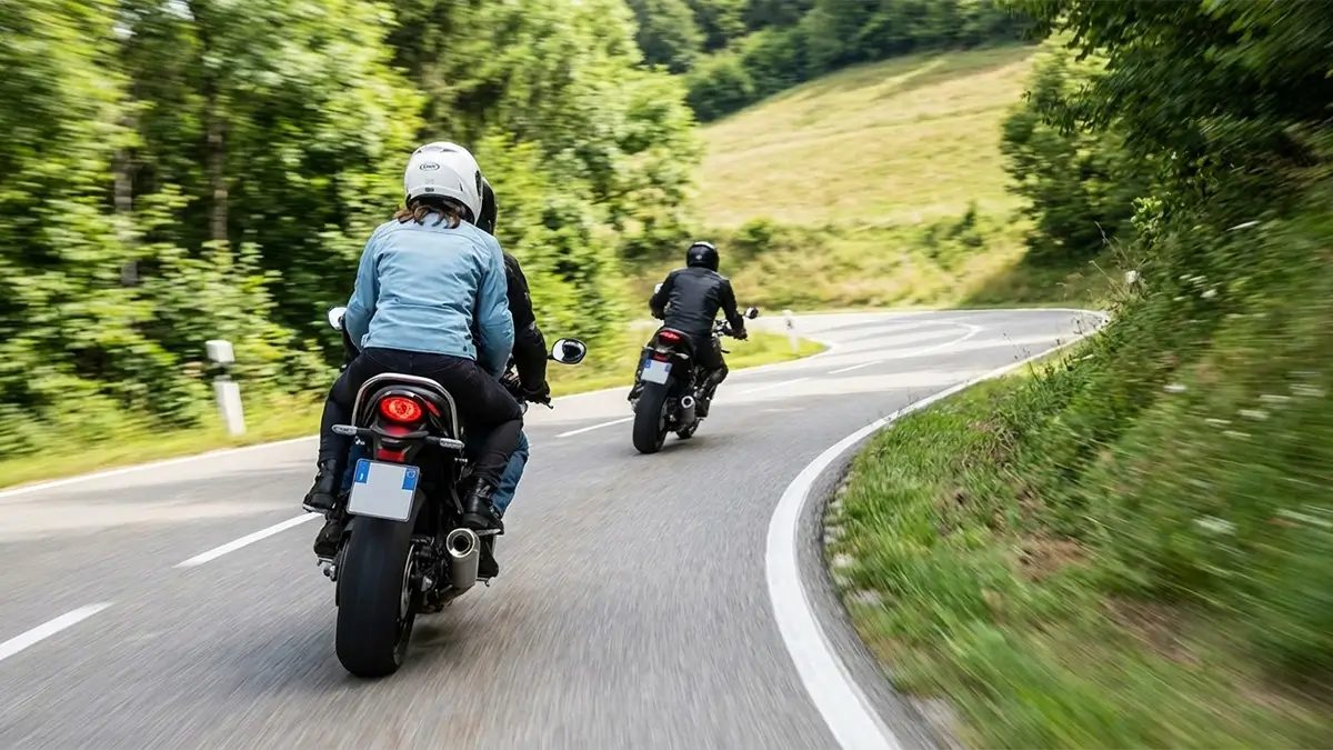 Wartung Ihres Motorrads durchführen